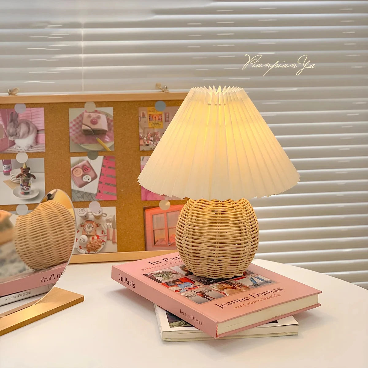 LED Fabric Pleated Lampshade Light Retro Rattan Strip USB PLUG Bedroom Bedside Lamp Desk Lamp Indoor Home Decoration Lighting